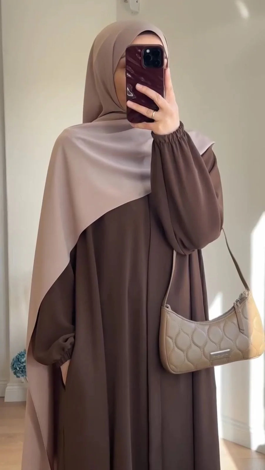Royal Abaya With Stollar