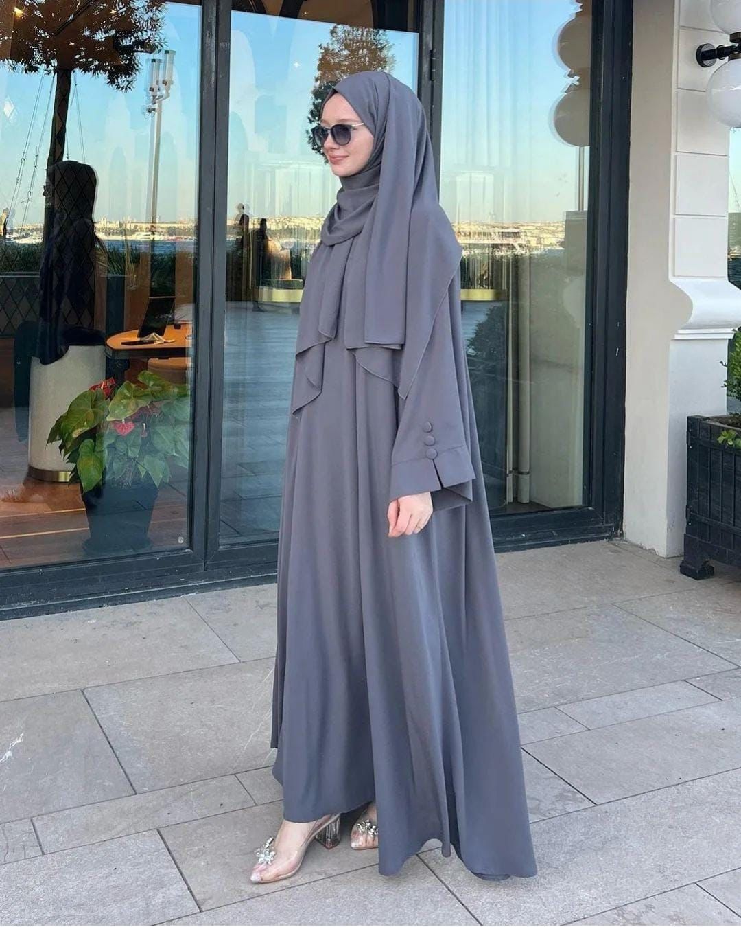 Stylish Abaya With Stollar